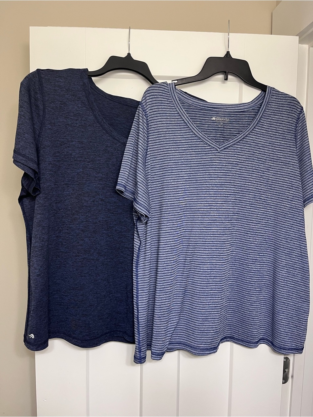 Ideology Women's Short Sleeve V-Neck Tees - Navy & Light Blue Stripe